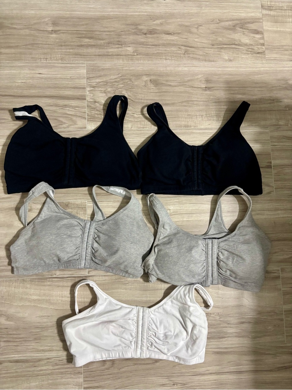 Fruit Of The Loom Front-Closure Bra 38 set of 5